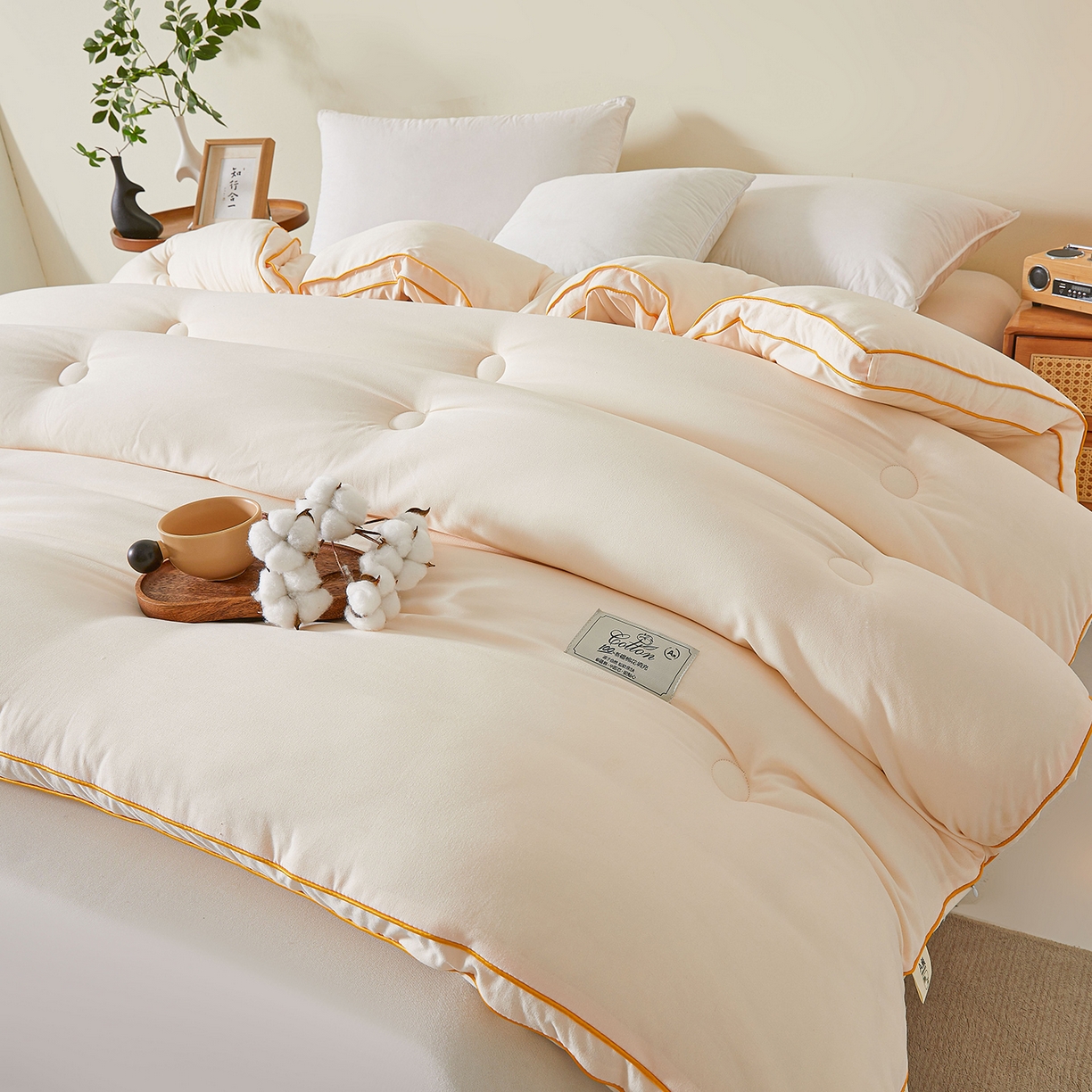 91家纺网 家纺一手货源 找家纺 仁凯家纺 2025新款简约立体滚边100%新疆棉花被冬被春秋被学生被被子被芯 立体-米白色