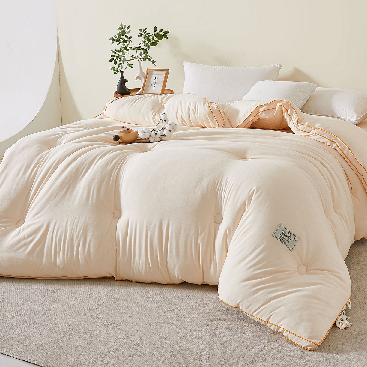 91家纺网 家纺一手货源 找家纺 仁凯家纺 2025新款简约立体滚边100%新疆棉花被冬被春秋被学生被被子被芯 立体-米白色