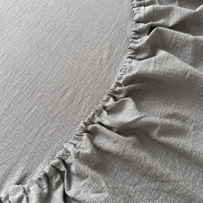 91家纺网 家纺一手货源 找家纺 花伞家居 2025新款A类高克重云感木棉双层纱单床笠（提供买家秀） 松烟灰