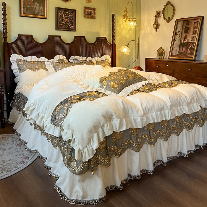 91家纺网 家纺一手货源 找家纺 网红馆（ck家纺） 2025新款高克重牛奶绒床裙四件套-卡妮娜系列 卡妮娜-米色