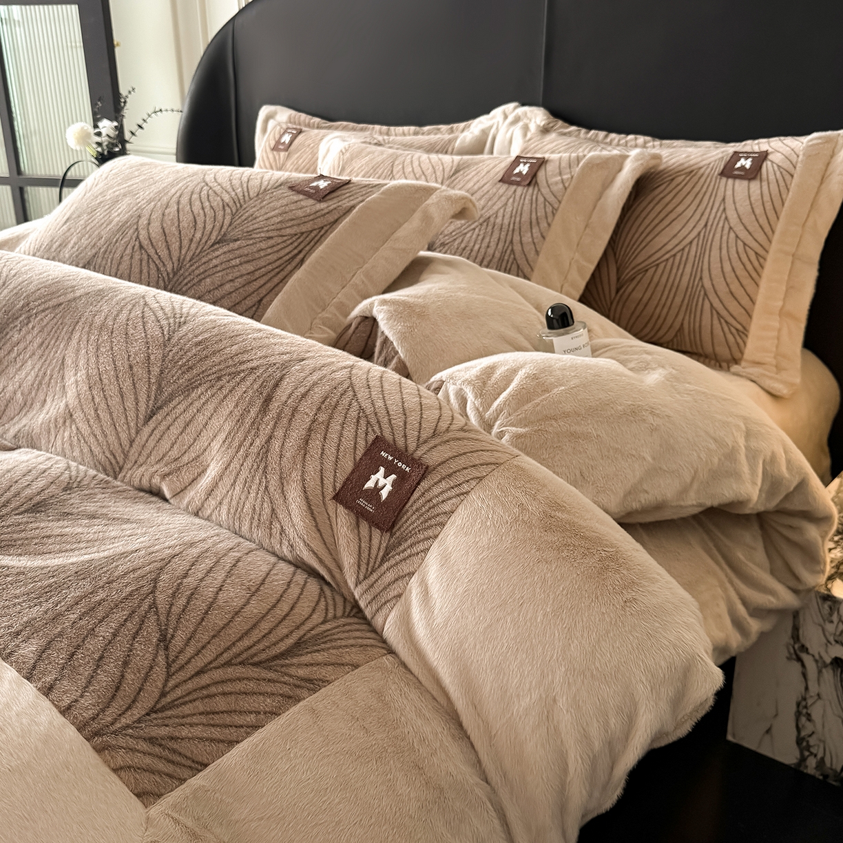 典曼家纺 2025新款轻奢拼角欧貂绒系列四件套 简欧-咖