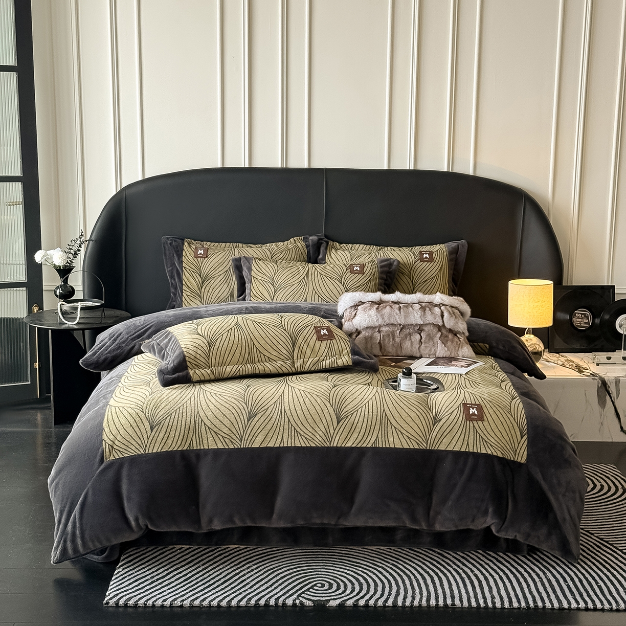 91家纺网 家纺一手货源 找家纺 典曼家纺 2025新款轻奢拼角欧貂绒系列四件套 简欧-绿