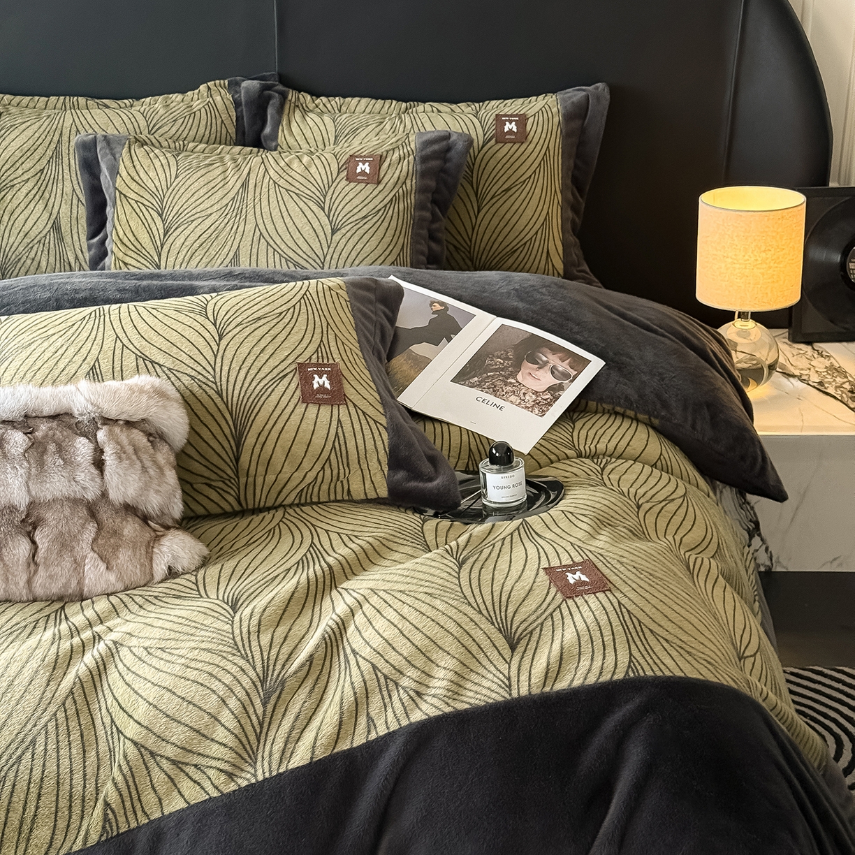 91家纺网 家纺一手货源 找家纺 典曼家纺 2025新款轻奢拼角欧貂绒系列四件套 简欧-绿