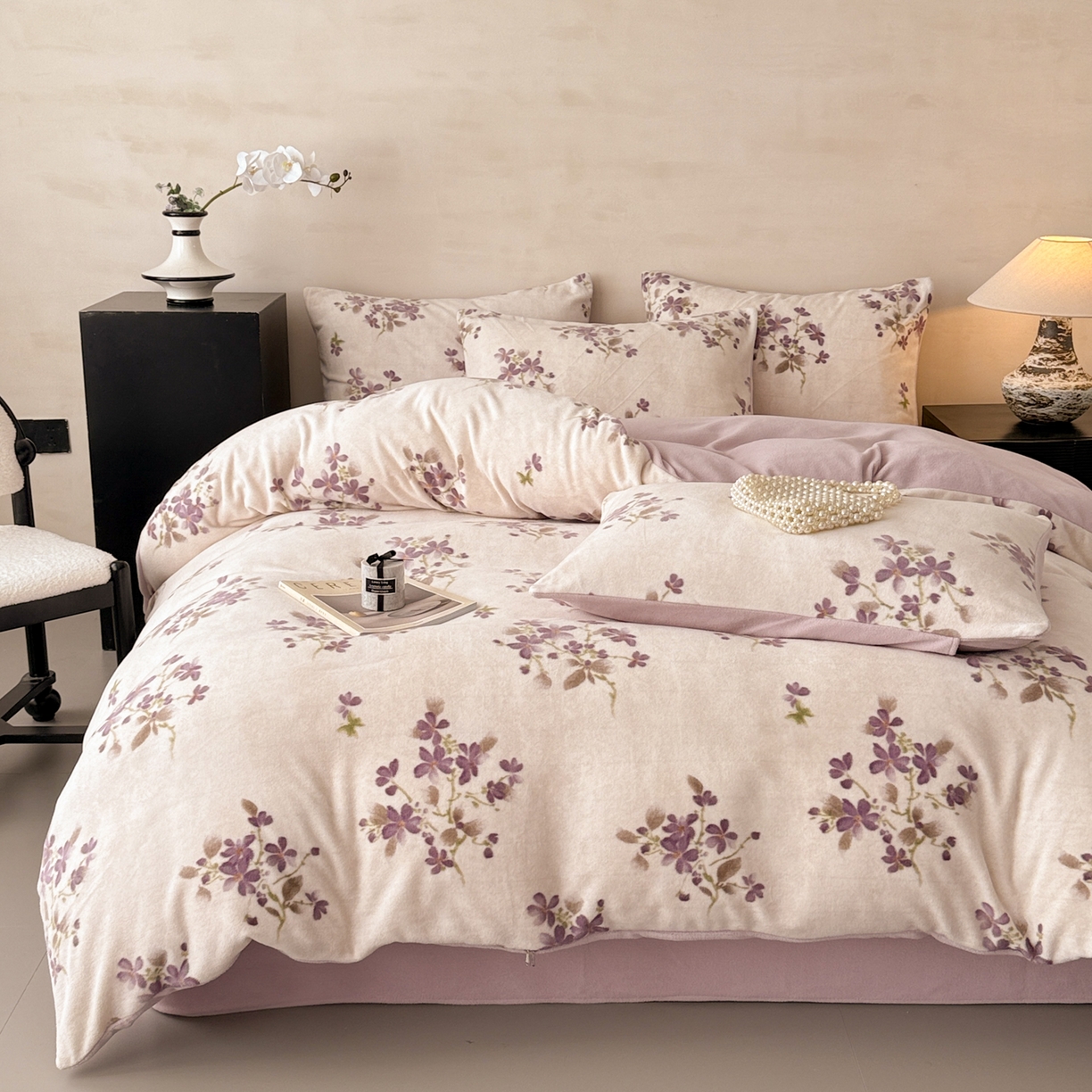 91家纺网 家纺一手货源 找家纺 典曼家纺 2025新款印花海獭绒加厚保暖四件套 紫藤花
