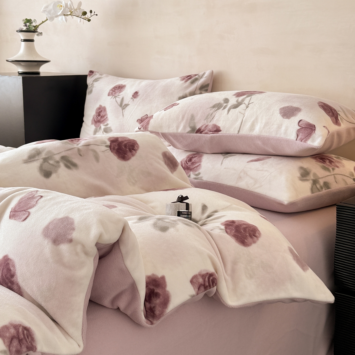 91家纺网 家纺一手货源 找家纺 典曼家纺 2025新款印花海獭绒加厚保暖四件套 满园花香