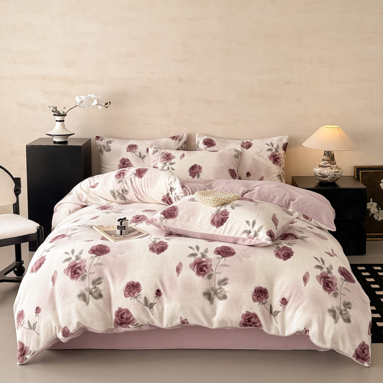 91家纺网 家纺一手货源 找家纺 典曼家纺 2025新款印花海獭绒加厚保暖四件套 满园花香