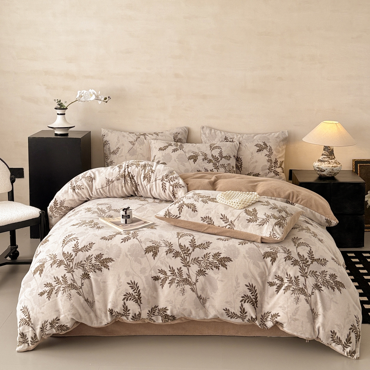 91家纺网 家纺一手货源 找家纺 典曼家纺 2025新款印花海獭绒加厚保暖四件套 叶纷飞