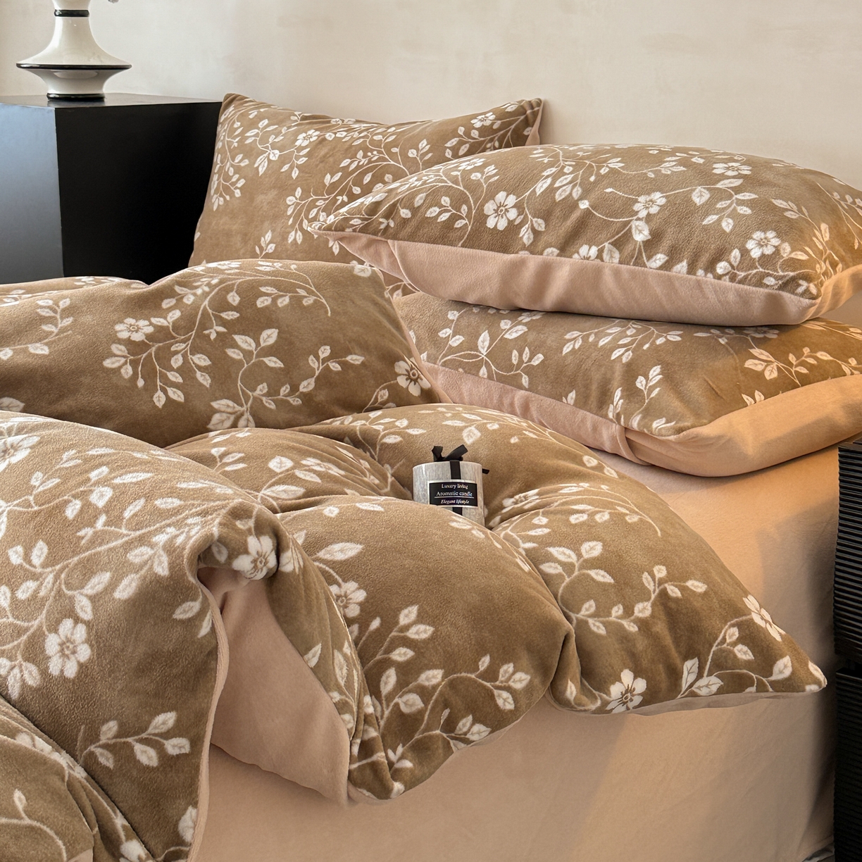 91家纺网 家纺一手货源 找家纺 典曼家纺 2025新款印花海獭绒加厚保暖四件套 花枝絮语