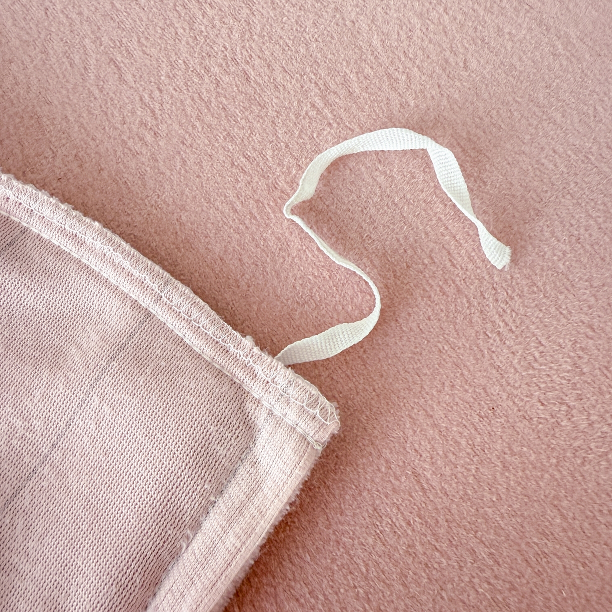 91家纺网 家纺一手货源 找家纺 典曼家纺 2025新款印花海獭绒加厚保暖四件套 渐变律动