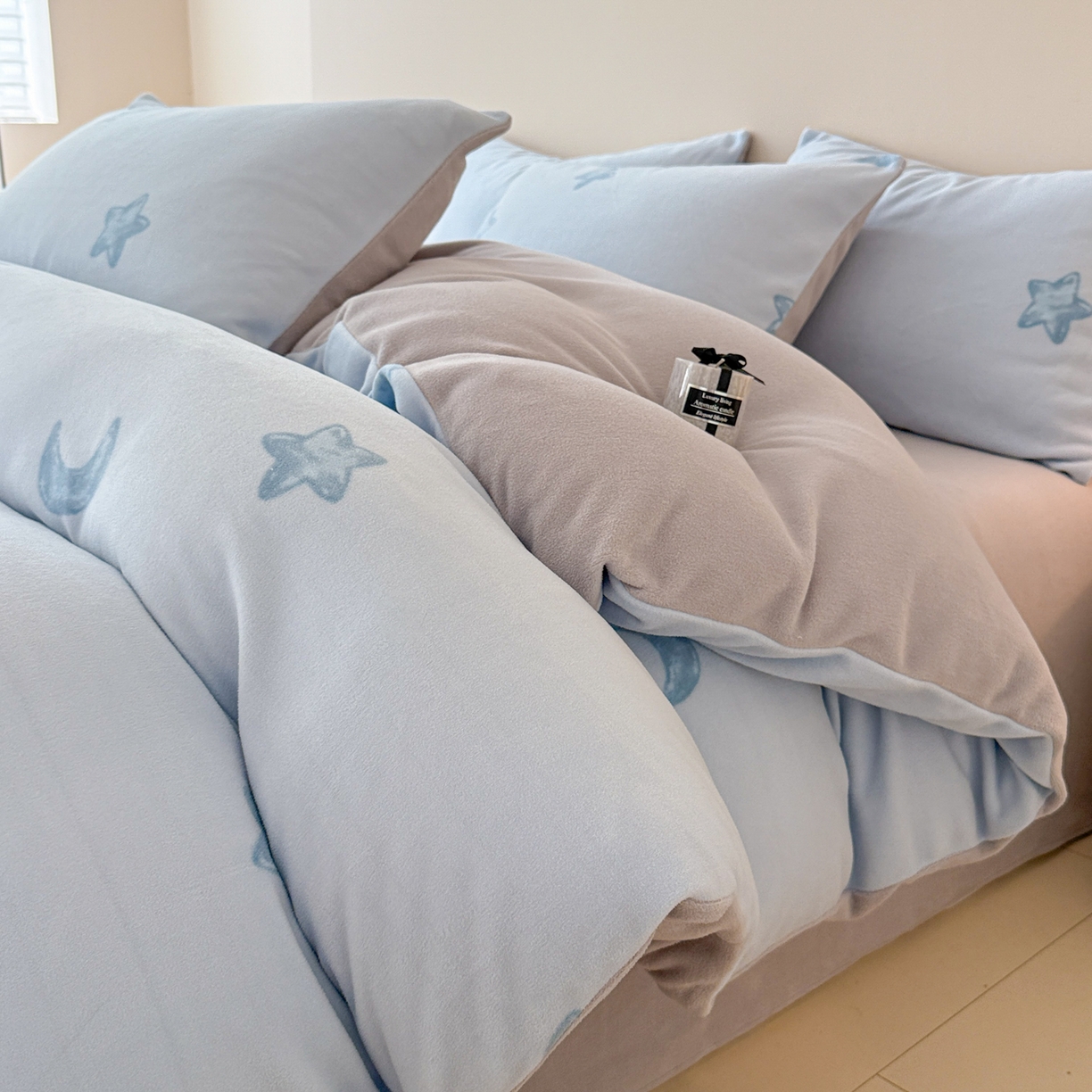 典曼家纺 2025新款印花海獭绒加厚保暖四件套 星星月亮-蓝