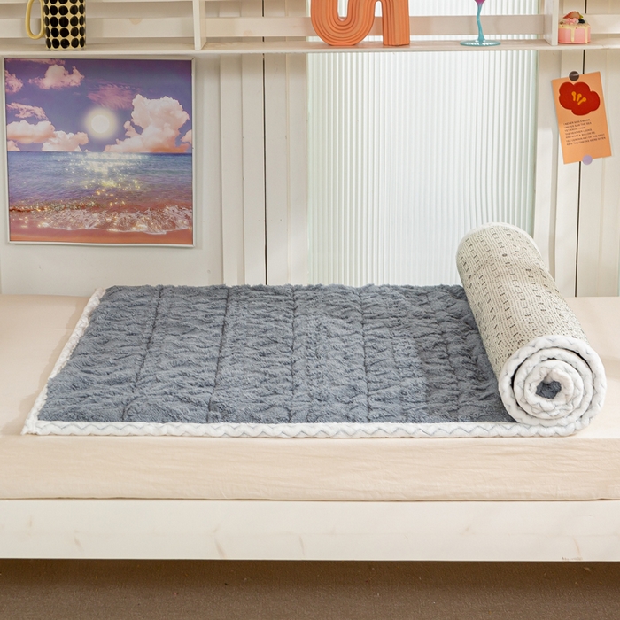 91家纺网 家纺一手货源 找家纺 暖芯优选 2025新款上下铺塔芙绒床垫 高级灰