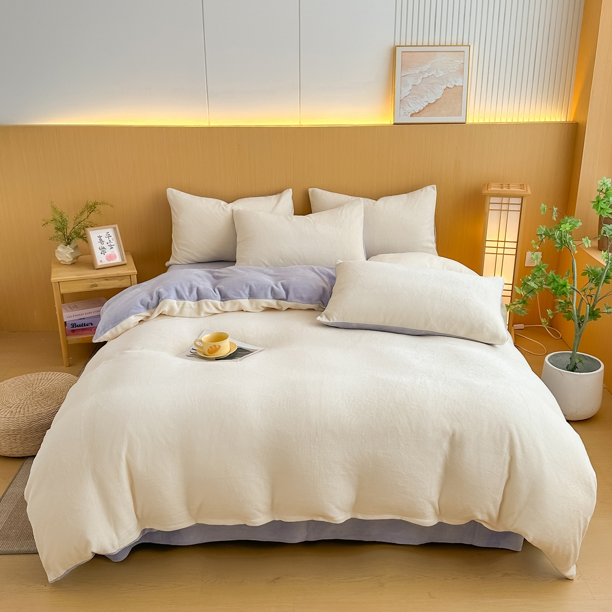 91家纺网 家纺一手货源 找家纺 小懒猪 2025新款220克A类牛奶绒纯色双拼四件套（提供买家秀） 奶白紫