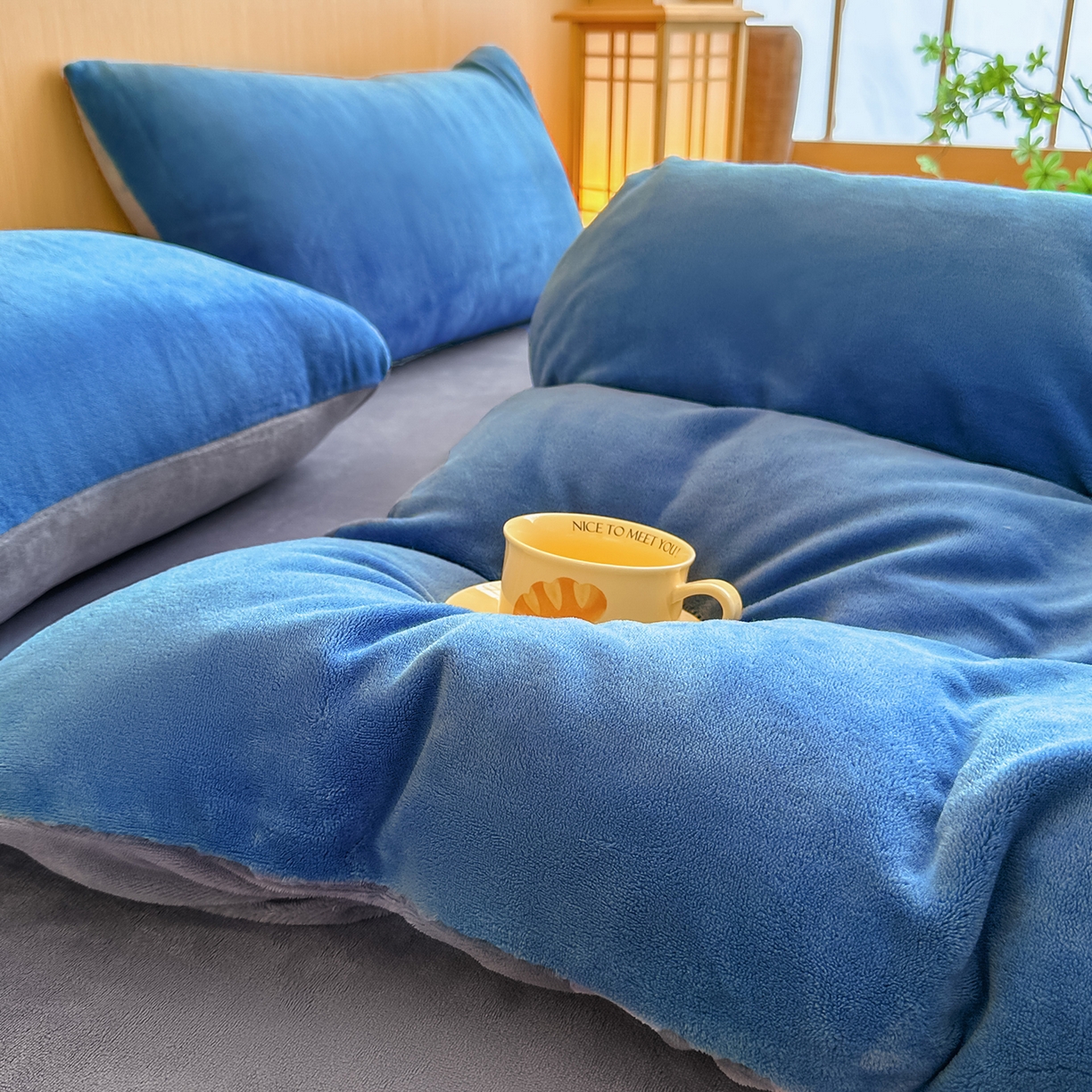 91家纺网 家纺一手货源 找家纺 小懒猪 2025新款220克A类牛奶绒纯色双拼四件套（提供买家秀） 深蓝钛灰