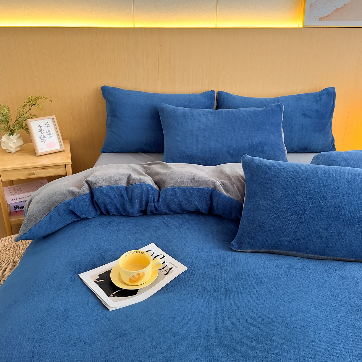 91家纺网 家纺一手货源 找家纺 小懒猪 2025新款220克A类牛奶绒纯色双拼四件套（提供买家秀） 深蓝钛灰