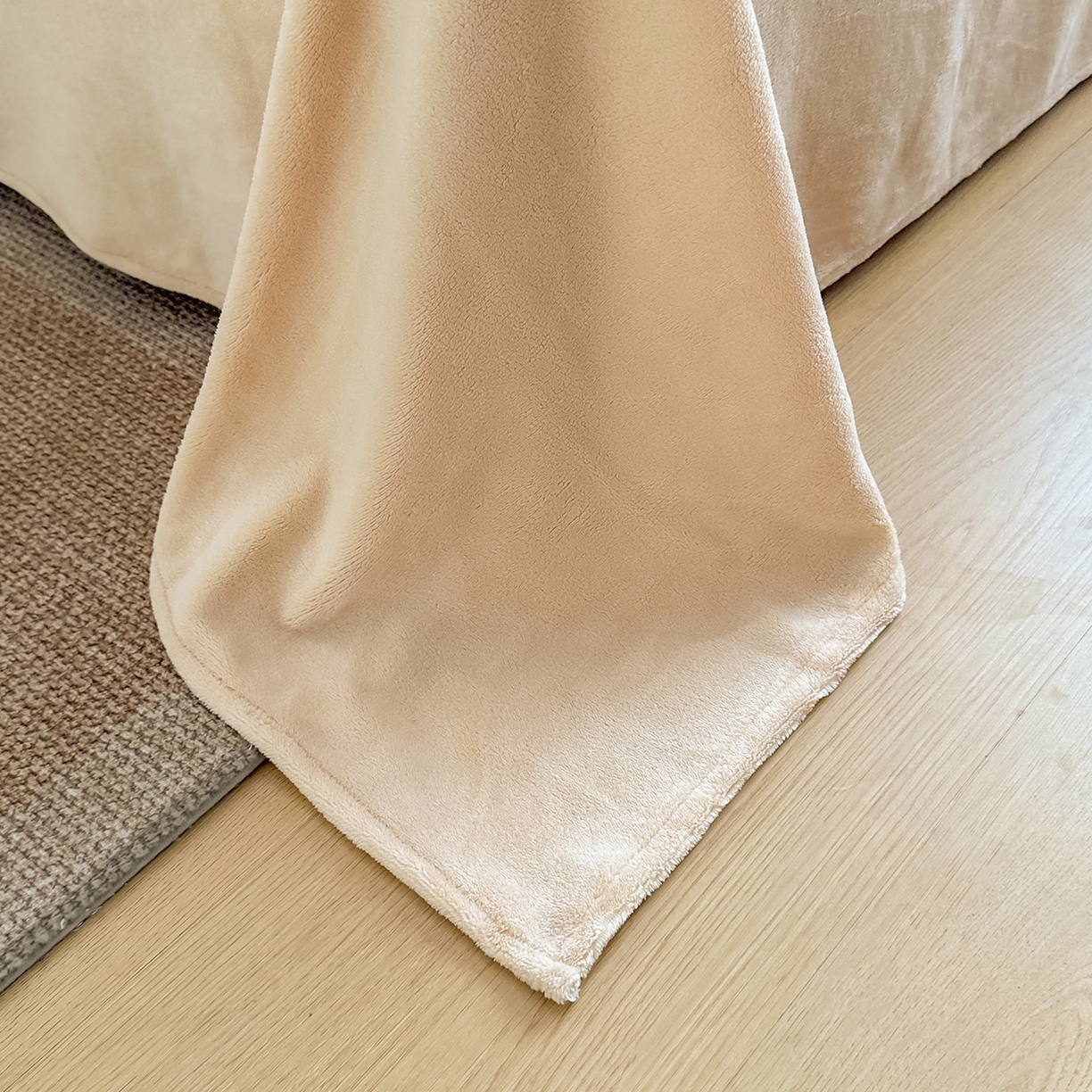 91家纺网 家纺一手货源 找家纺 小懒猪 2025新款220克A类牛奶绒纯色双拼四件套（提供买家秀） 紫粉咖