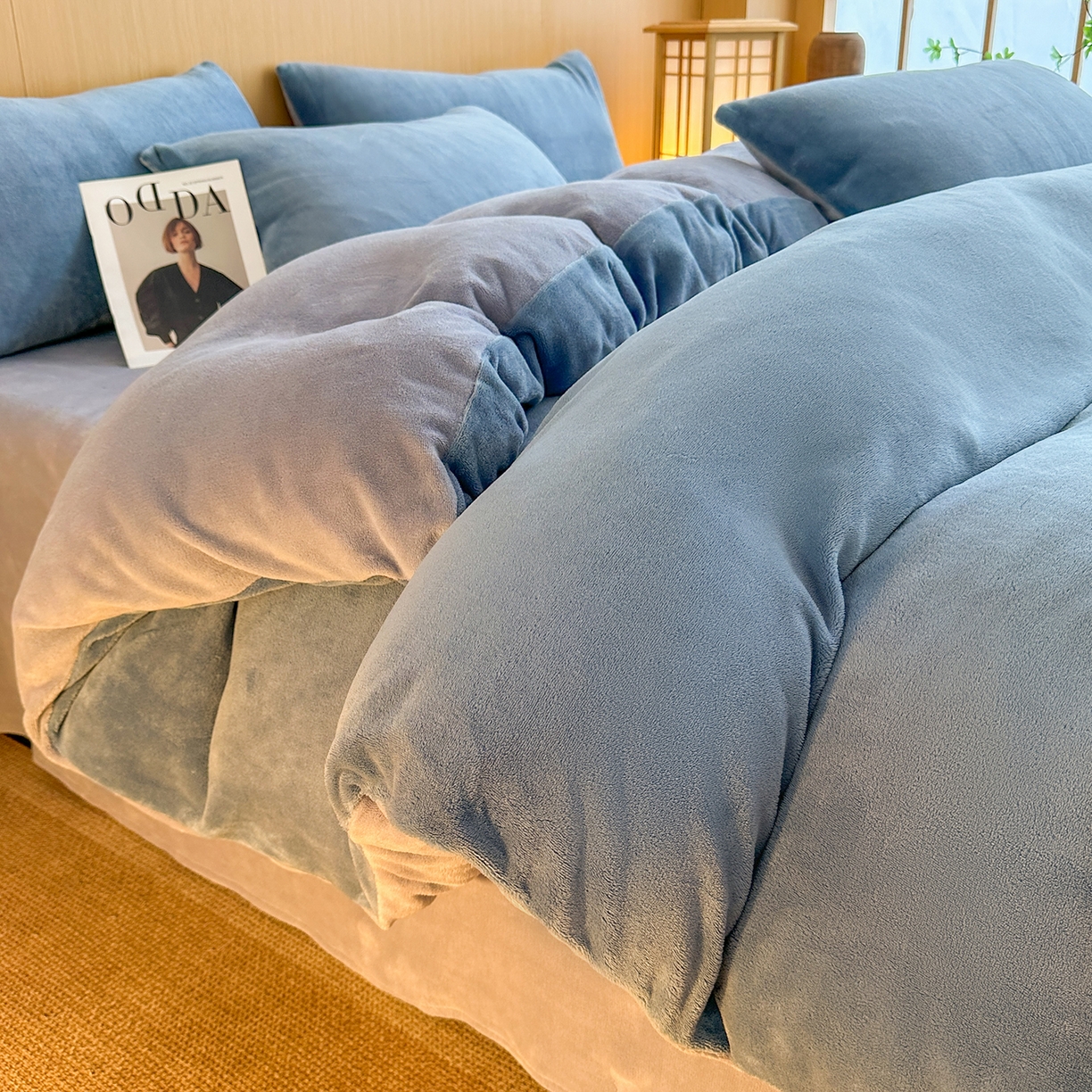 91家纺网 家纺一手货源 找家纺 小懒猪 2025新款220克A类牛奶绒纯色双拼四件套（提供买家秀） 蓝灰