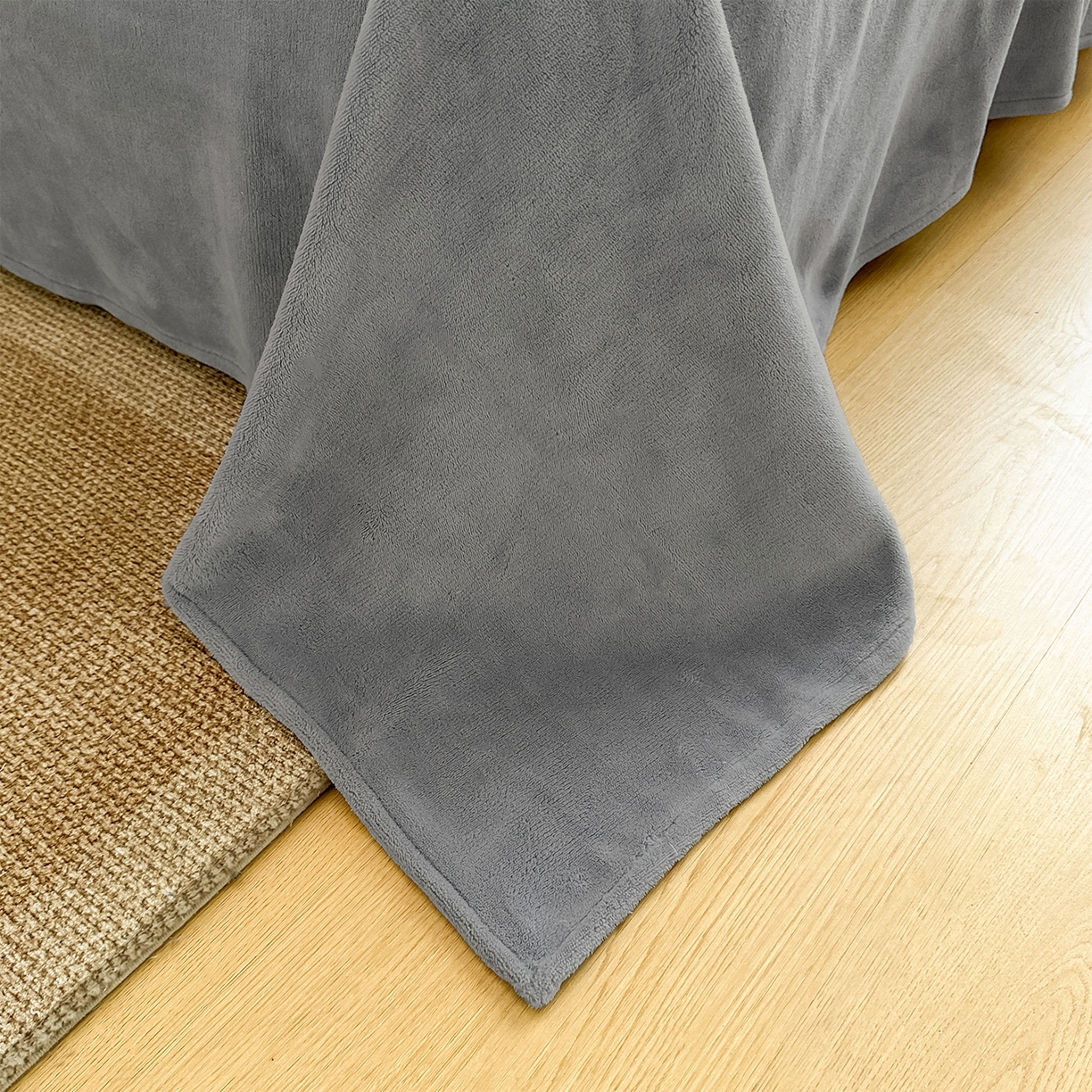 91家纺网 家纺一手货源 找家纺 小懒猪 2025新款220克A类牛奶绒纯色双拼四件套（提供买家秀） 咖钛灰