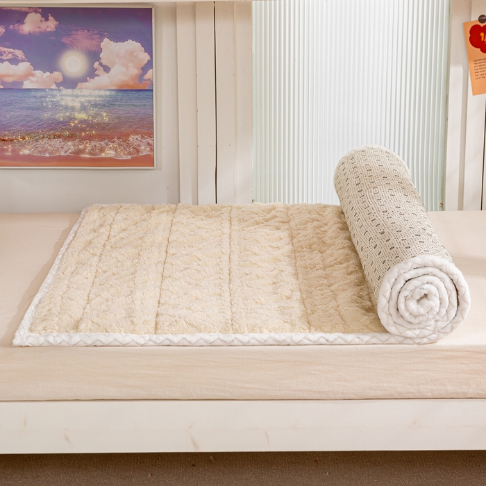 91家纺网 家纺一手货源 找家纺 暖芯优选 2025新款上下铺塔芙绒床垫 奶油白