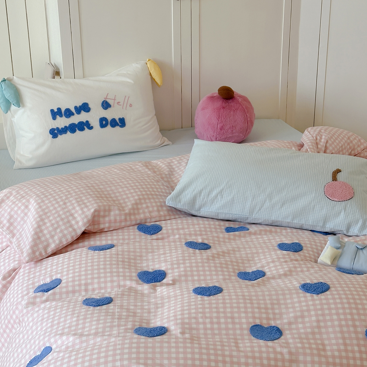 91家纺网 家纺一手货源 找家纺 桔子家纺 2025新款40支纯棉水洗棉happy系列四件套 hello小樱