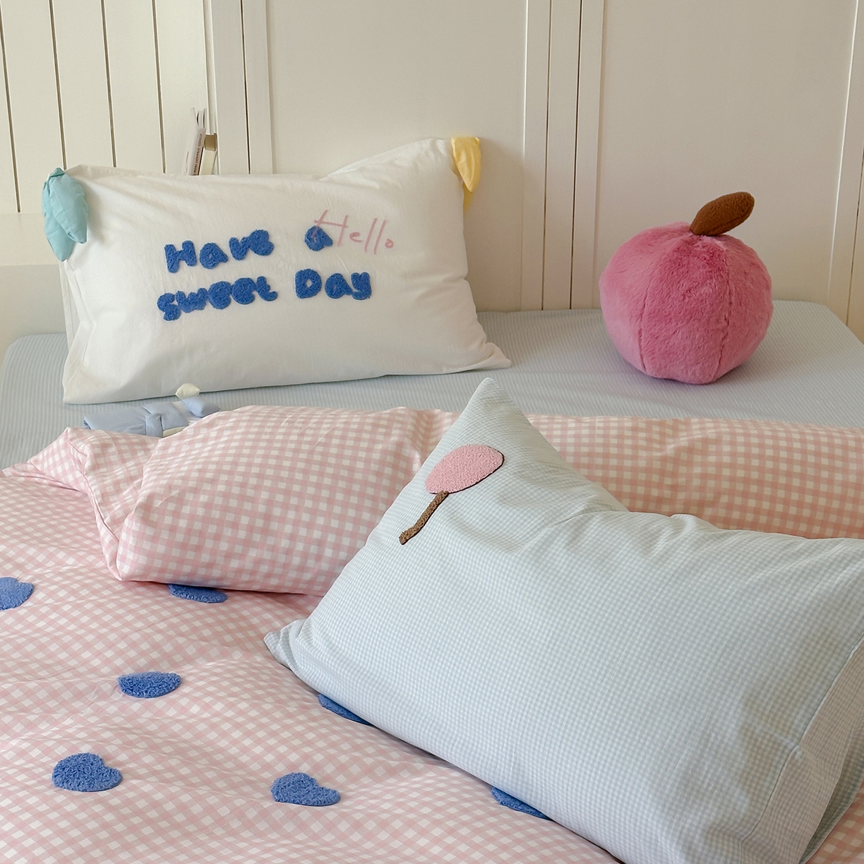 91家纺网 家纺一手货源 找家纺 桔子家纺 2025新款40支纯棉水洗棉happy系列四件套 hello小樱