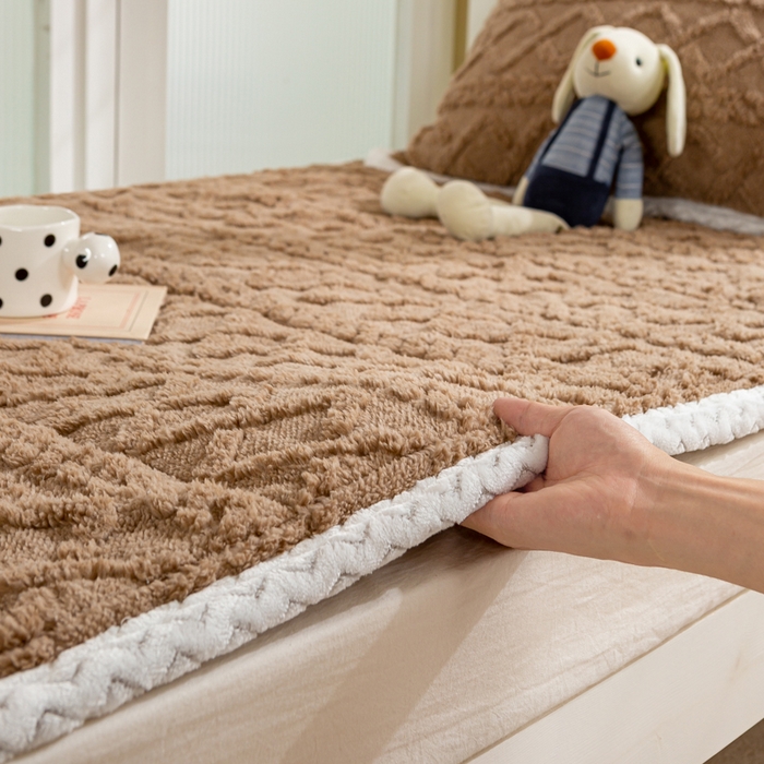 91家纺网 家纺一手货源 找家纺 暖芯优选 2025新款上下铺塔芙绒床垫 奶油咖