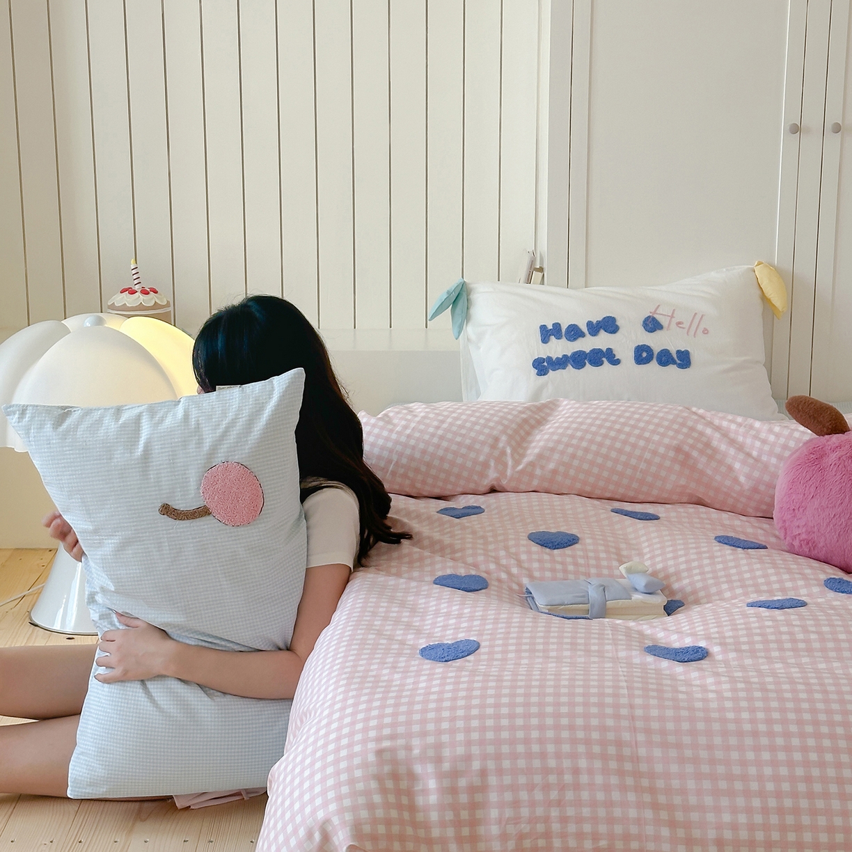 91家纺网 家纺一手货源 找家纺 桔子家纺 2025新款40支纯棉水洗棉happy系列四件套 hello小樱