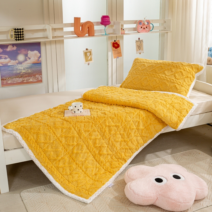 91家纺网 家纺一手货源 找家纺 暖芯优选 2025新款上下铺塔芙绒床垫 柠檬黄