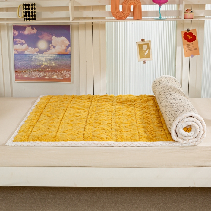 91家纺网 家纺一手货源 找家纺 暖芯优选 2025新款上下铺塔芙绒床垫 柠檬黄