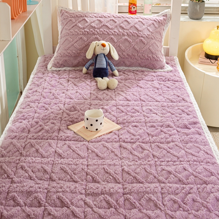 91家纺网 家纺一手货源 找家纺 暖芯优选 2025新款上下铺塔芙绒床垫 优雅紫