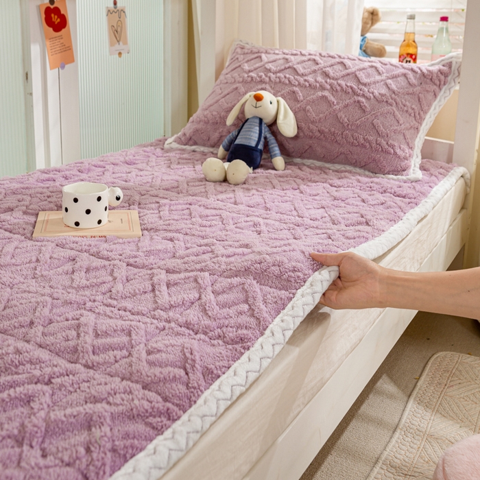 91家纺网 家纺一手货源 找家纺 暖芯优选 2025新款上下铺塔芙绒床垫 优雅紫