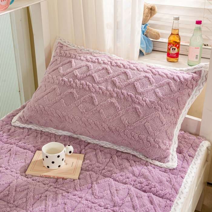 91家纺网 家纺一手货源 找家纺 暖芯优选 2025新款上下铺塔芙绒床垫 优雅紫