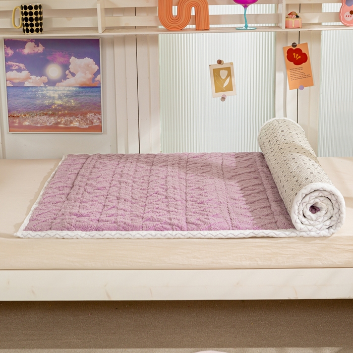 91家纺网 家纺一手货源 找家纺 暖芯优选 2025新款上下铺塔芙绒床垫 优雅紫