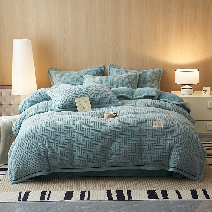 91家纺网 家纺一手货源 找家纺 晨曦家纺 2025新款230克加厚保暖塔芙绒牛奶绒四件套法兰绒 简爱-雅蓝