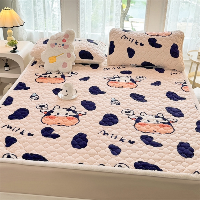 91家纺网 家纺一手货源 找家纺 暖芯优选 2025热款外贸跨境电商热销款冬季加厚牛奶绒印花床垫床垫学生单人宿舍上下铺 可爱奶牛