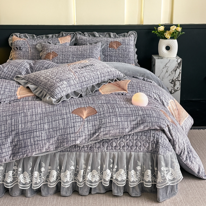 91家纺网 家纺一手货源 找家纺 （总）棉森家纺 2025新款亲肤舒适牛奶绒床盖四件套