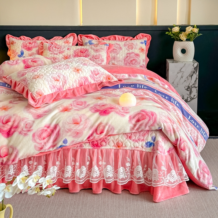 91家纺网 家纺一手货源 找家纺 （总）棉森家纺 2025新款亲肤舒适牛奶绒床盖四件套