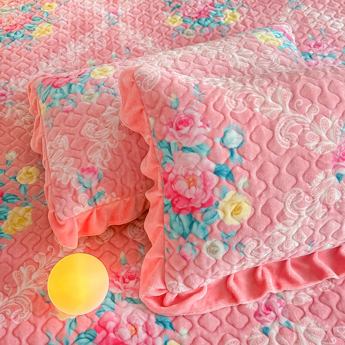 91家纺网 家纺一手货源 找家纺 棉森家纺 2025新款亲肤舒适牛奶绒床盖四件套 魅力花园