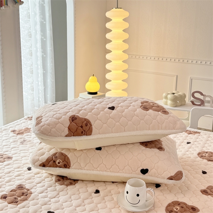 91家纺网 家纺一手货源 找家纺 暖芯优选 2025热款外贸跨境电商热销款冬季加厚牛奶绒印花床垫床垫学生单人宿舍上下铺 梦梦熊