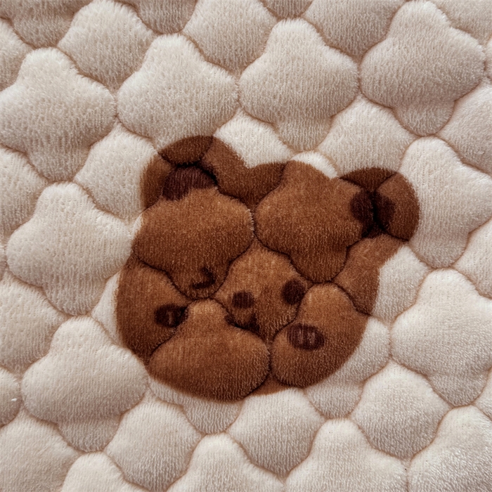 91家纺网 家纺一手货源 找家纺 暖芯优选 2025热款外贸跨境电商热销款冬季加厚牛奶绒印花床垫床垫学生单人宿舍上下铺 梦梦熊