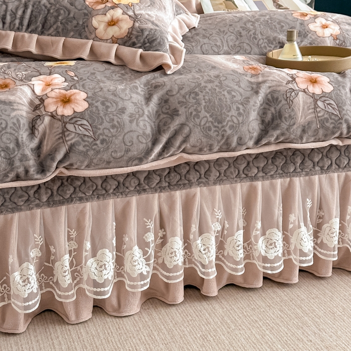 91家纺网 家纺一手货源 找家纺 棉森家纺 2025新款亲肤舒适牛奶绒床盖四件套 诗情画意