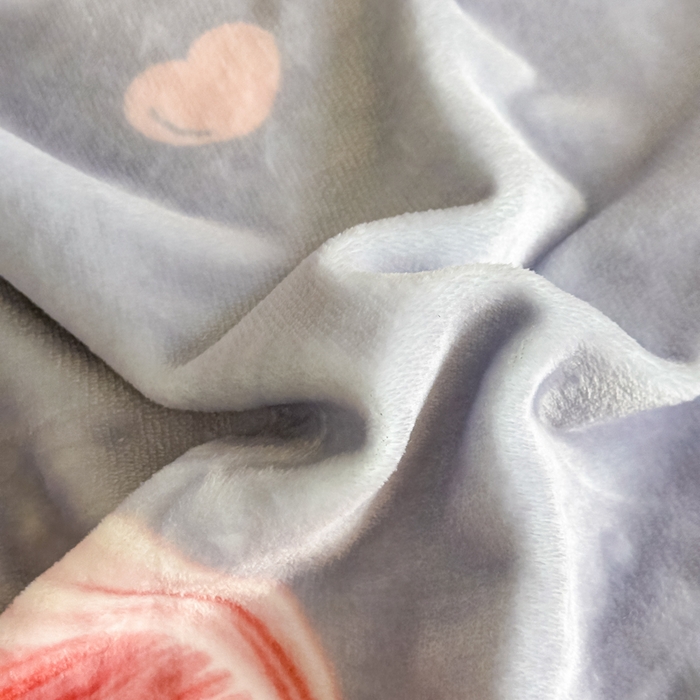 91家纺网 家纺一手货源 找家纺 棉森家纺 2025新款亲肤舒适牛奶绒床盖四件套 心动-灰