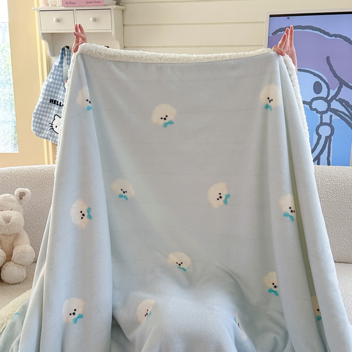 91家纺网 家纺一手货源 找家纺 Mata蔓塔家 2025新款A类秋冬可爱系牛奶绒羊羔绒多功能毛毯奶盖系列 奶盖-可爱狗头蓝