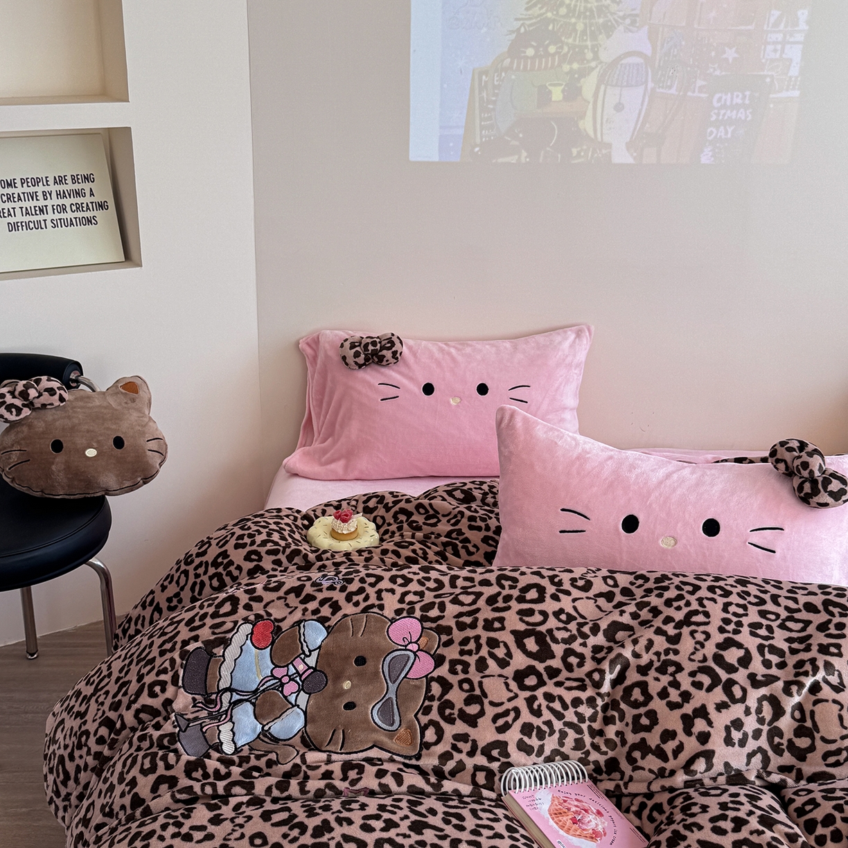 91家纺网 家纺一手货源 找家纺 柚子YOUTH 2025新款加厚牛奶绒四件套-豹纹黑皮KT 黑皮咖