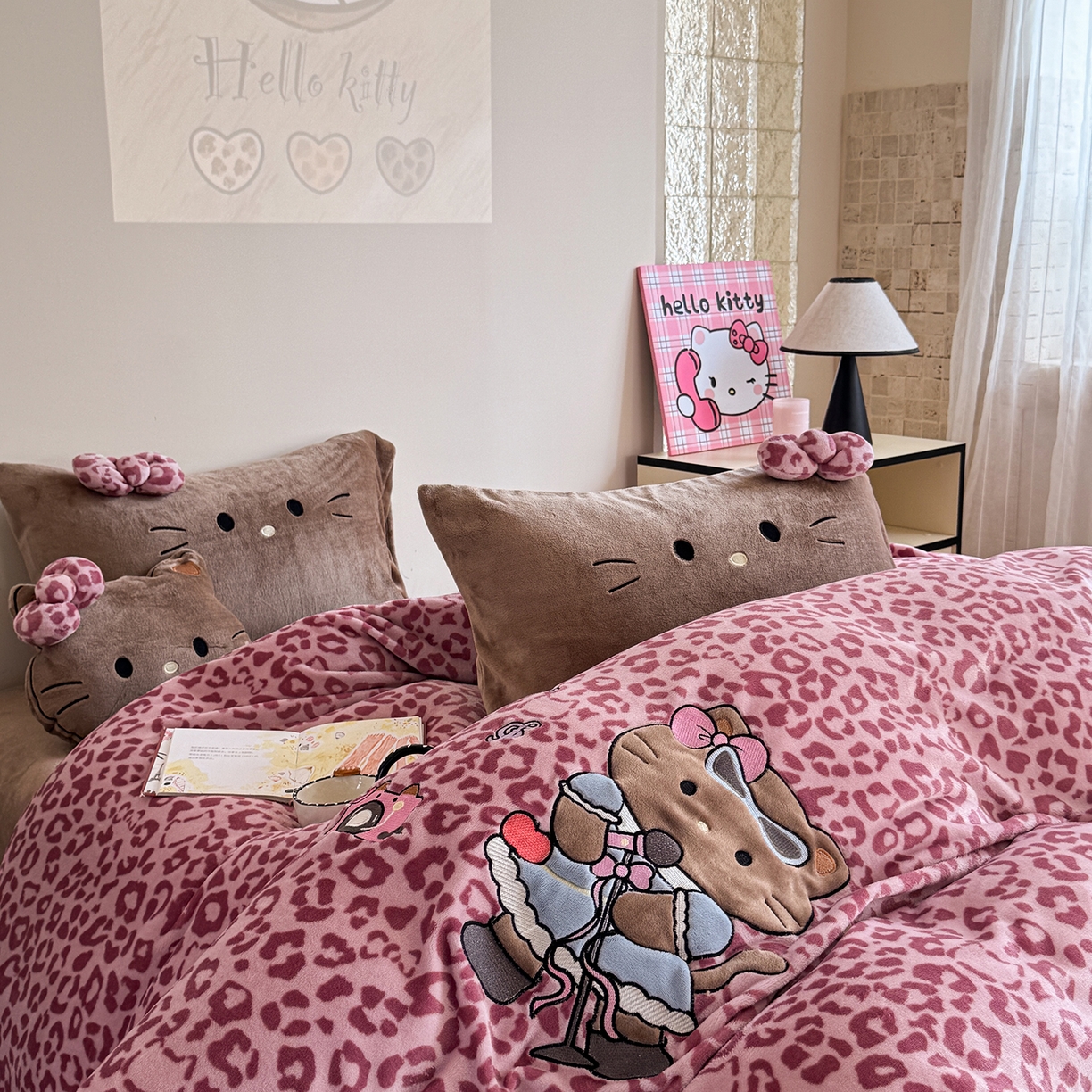 91家纺网 家纺一手货源 找家纺 柚子YOUTH 2025新款加厚牛奶绒四件套-豹纹黑皮KT 黑皮粉