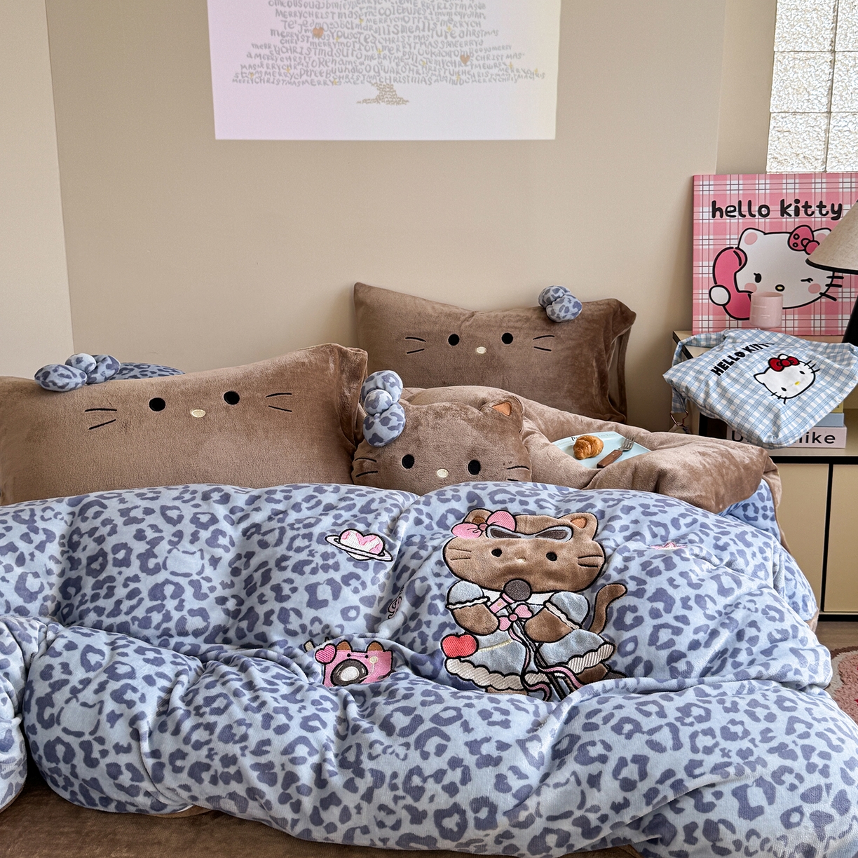 91家纺网 家纺一手货源 找家纺 柚子YOUTH 2025新款加厚牛奶绒四件套-豹纹黑皮KT 黑皮蓝