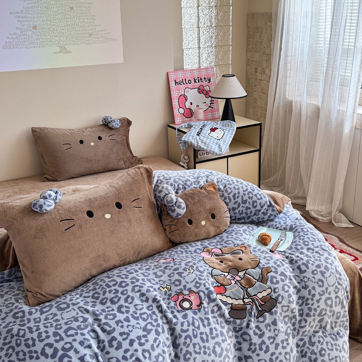 91家纺网 家纺一手货源 找家纺 柚子YOUTH 2025新款加厚牛奶绒四件套-豹纹黑皮KT 黑皮蓝