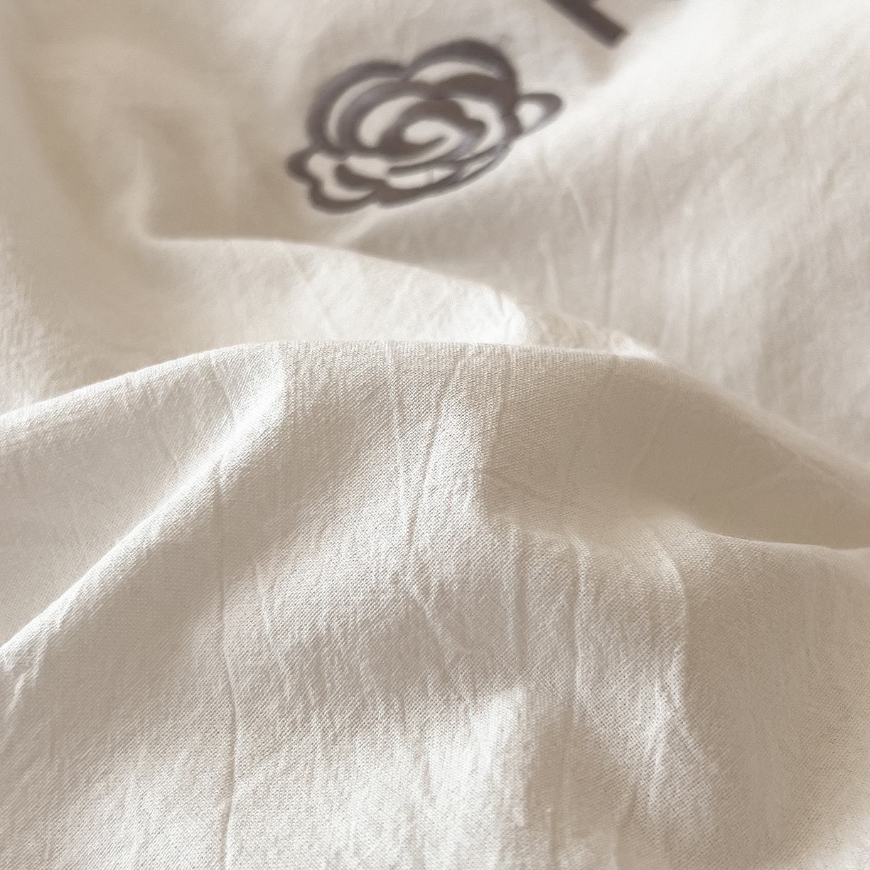 91家纺网 家纺一手货源 找家纺 （总）芃成家纺 2025新款A类全棉色织水洗棉纽扣绣花四件套