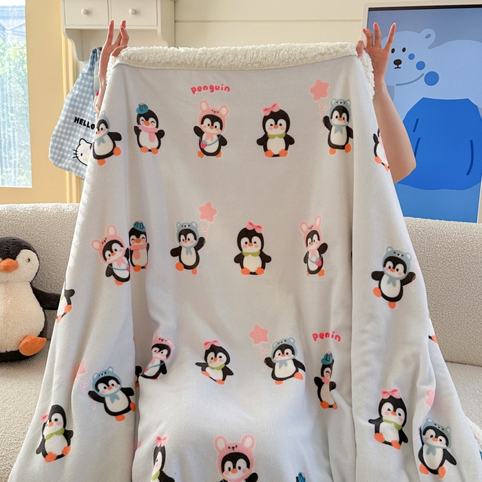 91家纺网 家纺一手货源 找家纺 Mata蔓塔家 2025新款A类秋冬可爱系牛奶绒羊羔绒多功能毛毯奶盖系列 奶盖-QQ企鹅