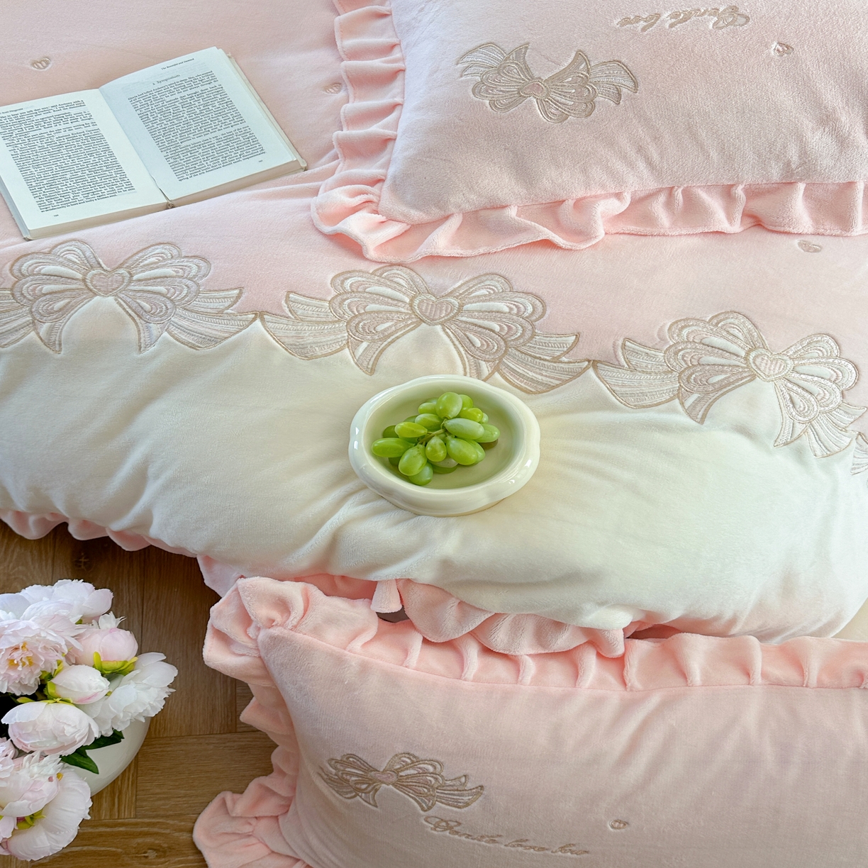 91家纺网 家纺一手货源 找家纺 （总）可以家居 2025新款高克重全消光超细旦奶芙云绒四件套-玛利亚系列-莫妮卡