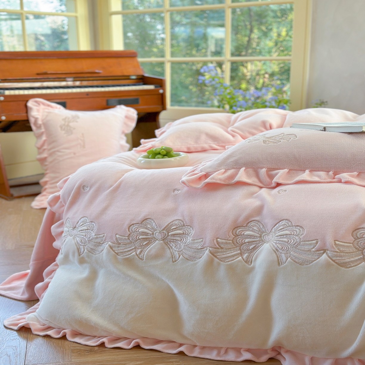 91家纺网 家纺一手货源 找家纺 （总）可以家居 2025新款高克重全消光超细旦奶芙云绒四件套-玛利亚系列-莫妮卡